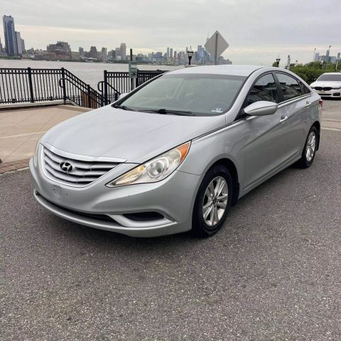 2011 Hyundai Sonata Gls Sedan 4d - Image 4