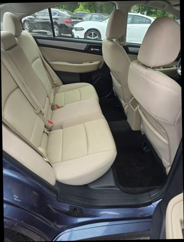 2015 Subaru Legacy - Image 11