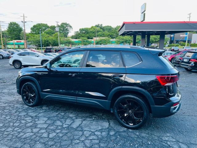 2023 Volkswagen Taos - Image 8