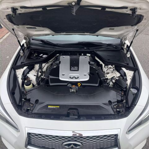 2015 Infiniti Q50 3.7 Premium Sedan 4d - Image 15