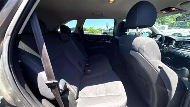 2018 Kia Sorento - Image 18