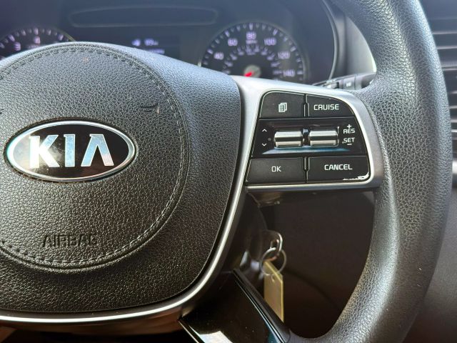 2019 Kia Sorento - Image 24
