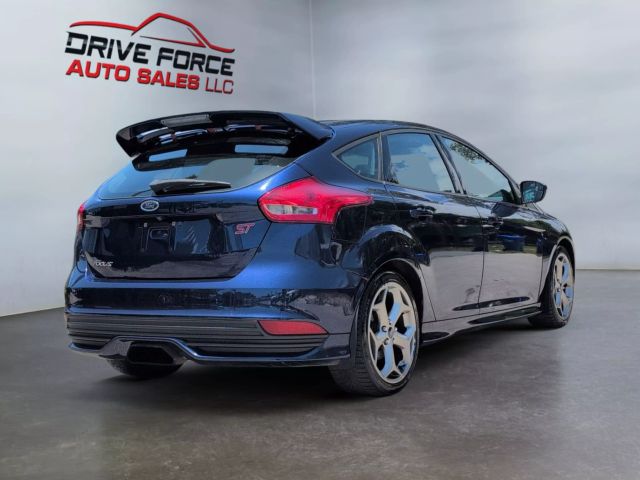 2016 Ford Focus - Image 5