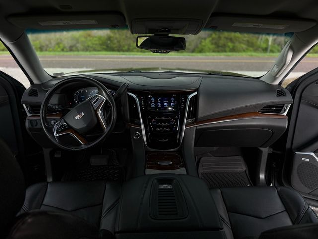 2020 Cadillac Escalade Esv - Image 15