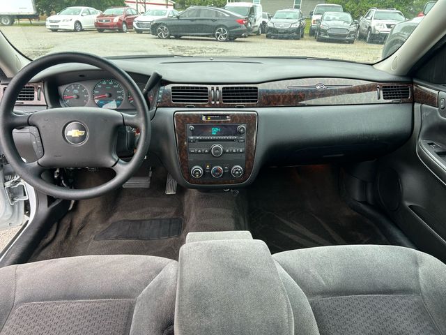 2016 Chevrolet Impala Limited - Image 16