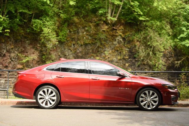2018 Chevrolet Malibu - Image 15