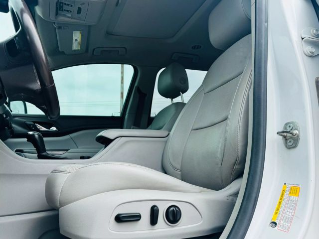 2019 Gmc Acadia - Image 15