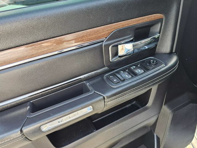 2016 Ram 1500 Crew Cab - Image 18