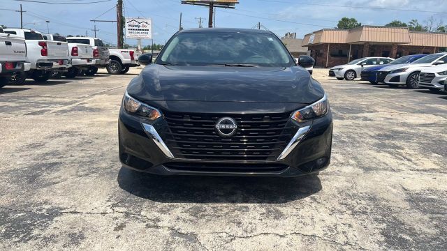 2024 Nissan Sentra - Image 4