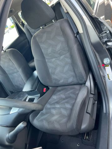 2015 Nissan Rogue - Image 17
