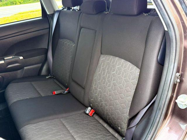 2020 Mitsubishi Outlander Sport - Image 9