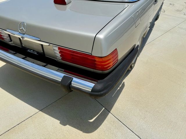 1987 Mercedes-benz 560 Series - Image 64