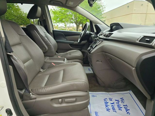 2016 Honda Odyssey - Image 26