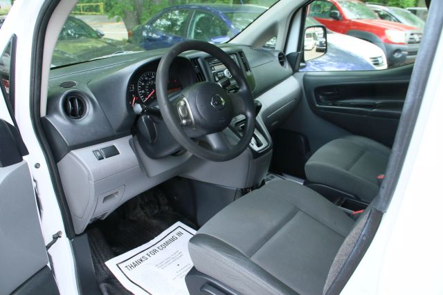 2017 Nissan Nv200 - Image 10