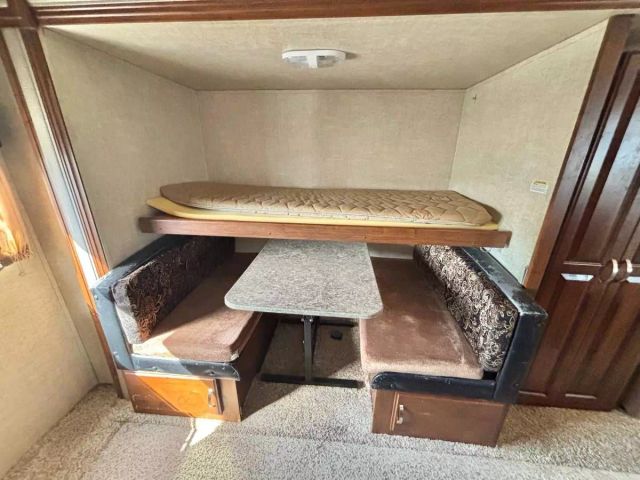 2013 Keystone Rv Laredo Super Lite - Image 8