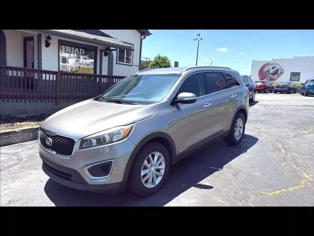 2018 Kia Sorento - Image 1