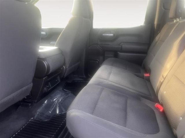 2020 Chevrolet Silverado 1500 Crew Cab - Image 13