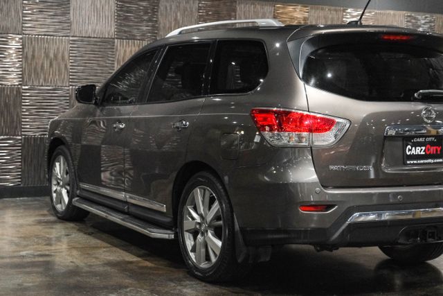 2016 Nissan Pathfinder Platinum Sport Utility 4d - Image 11