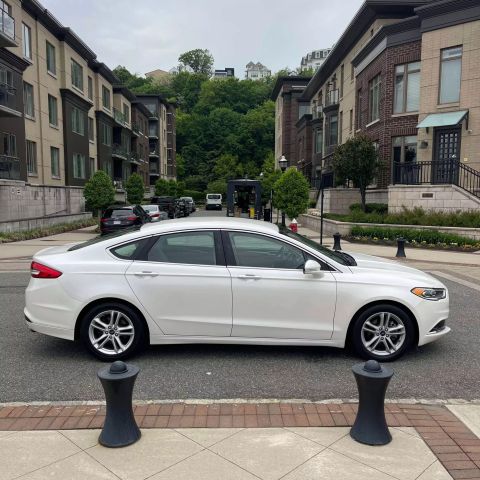 2018 Ford Fusion Se Sedan 4d - Image 8