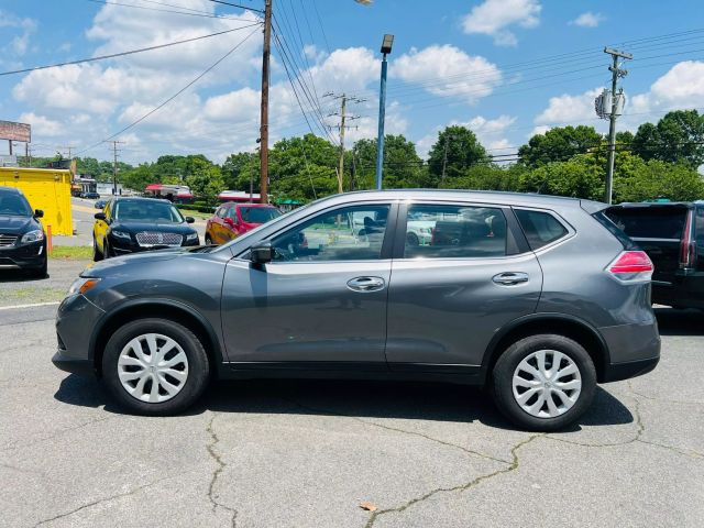 2015 Nissan Rogue - Image 3