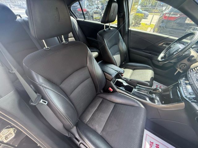 2016 Honda Accord - Image 15
