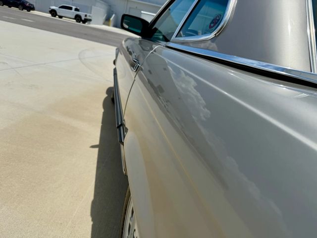 1987 Mercedes-benz 560 Series - Image 30
