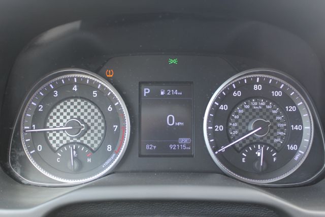 2020 Hyundai Elantra - Image 9