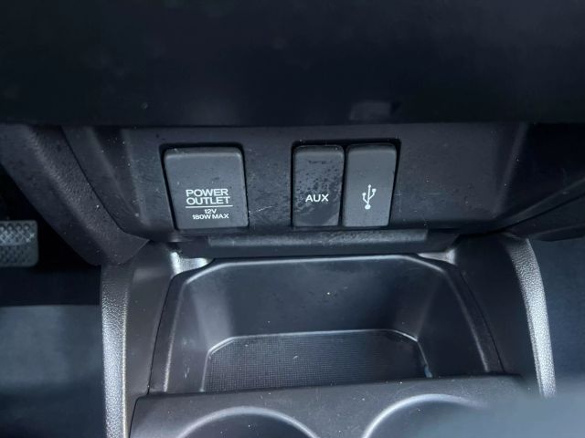 2016 Honda Fit Lx Hatchback 4d - Image 25