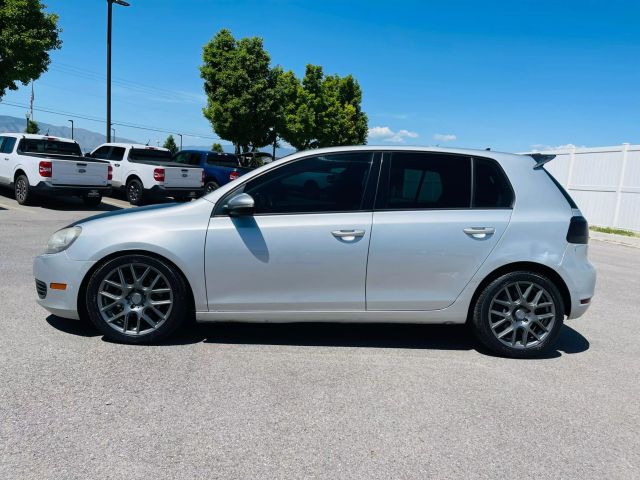2012 Volkswagen Golf - Image 10