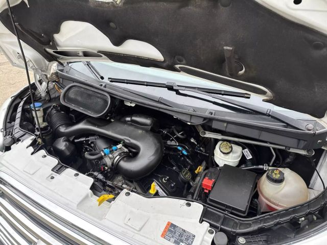 2015 Ford Transit 350 Wagon - Image 26