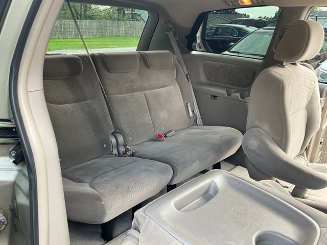 2006 Toyota Sienna - Image 14