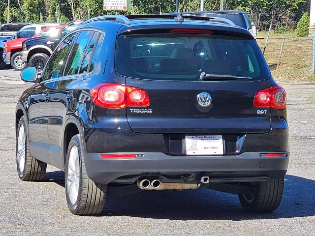 2011 Volkswagen Tiguan - Image 6