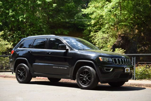 2019 Jeep Grand Cherokee - Image 14