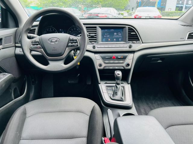 2018 Hyundai Elantra - Image 20