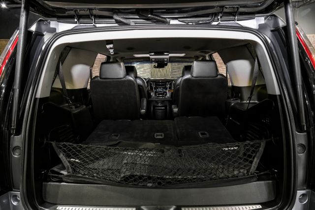 2018 Cadillac Escalade Luxury Sport Utility 4d - Image 39