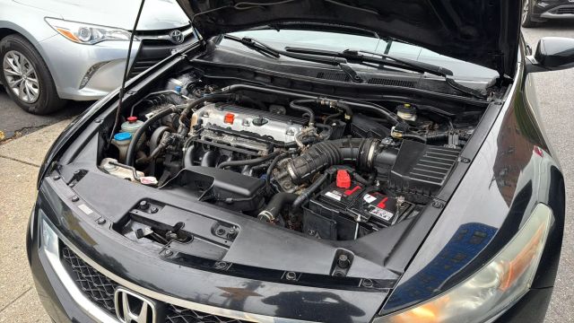 2010 HONDA ACCORD COUPE 4-CYL, I-VTEC, 2.4 LITER EX COUPE 2D