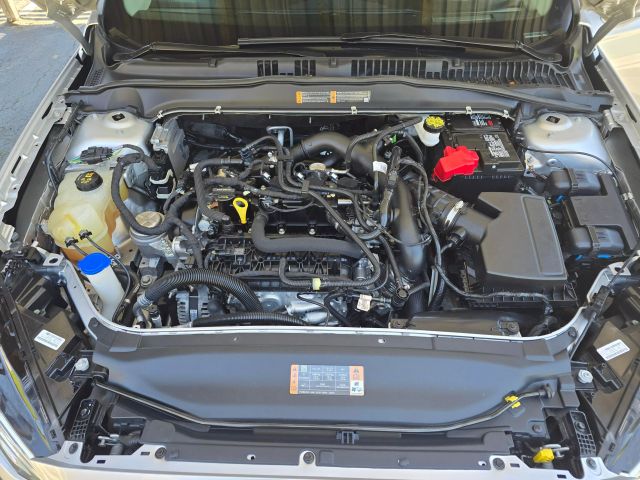 2019 Ford Fusion - Image 14