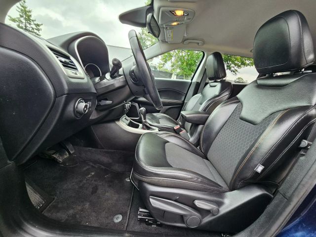 2018 Jeep Compass - Image 14