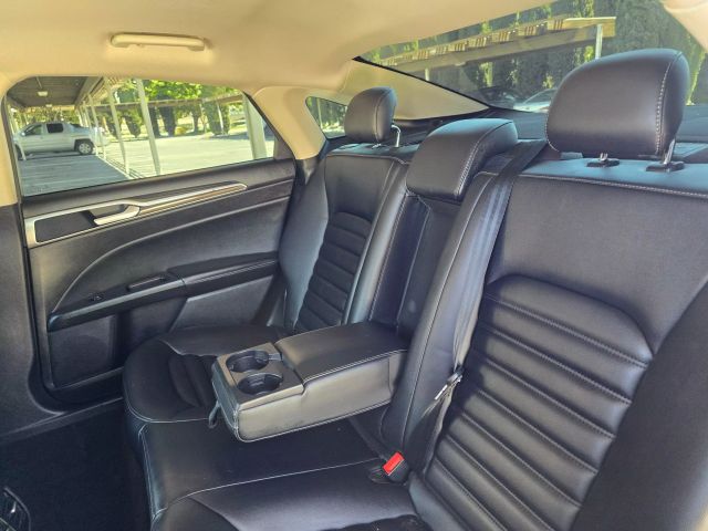 2019 Ford Fusion - Image 41