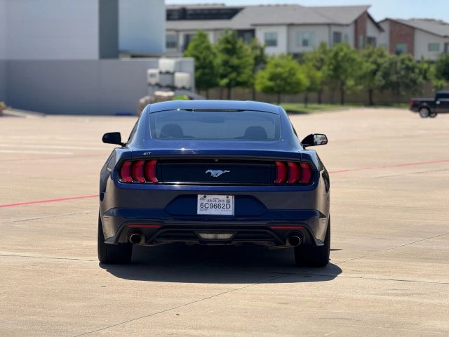 2018 Ford Mustang - Image 11