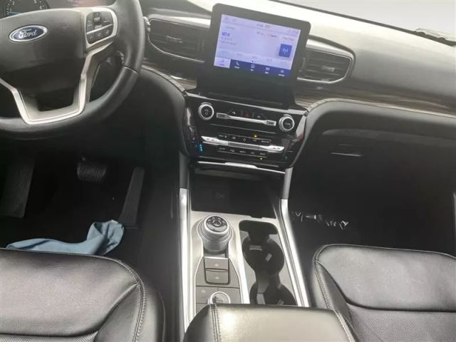 2023 Ford Explorer - Image 11