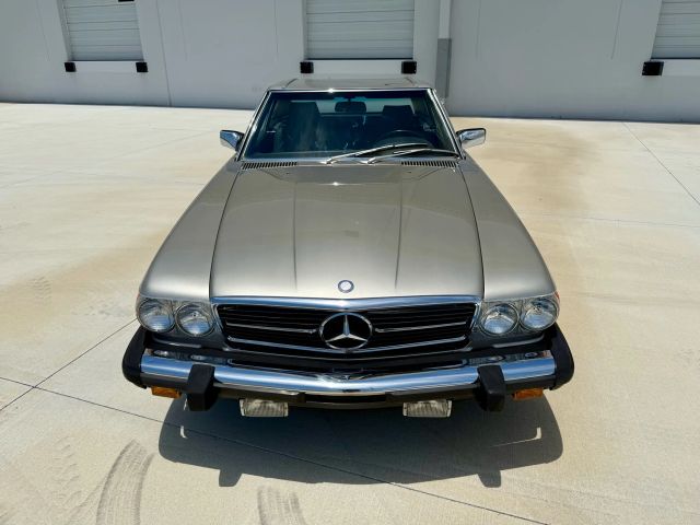 1987 Mercedes-benz 560 Series - Image 49
