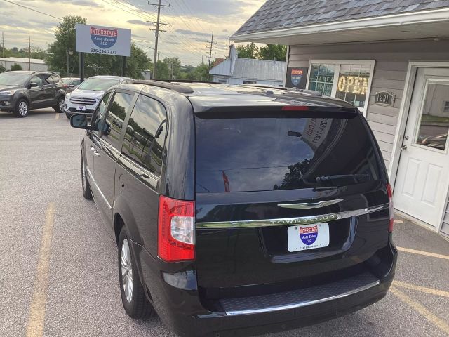 2016 CHRYSLER TOWN & COUNTRY VAN BLACK AUTOMATIC - Interstate Auto Sales