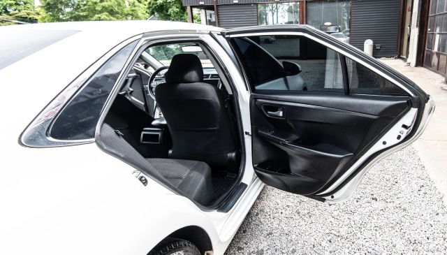 2016 TOYOTA CAMRY SEDAN WHITE AUTOMATIC - Auto Masters of Carolinas
