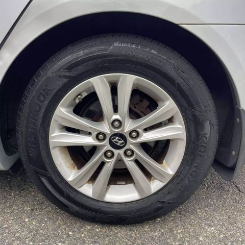 2011 Hyundai Sonata Gls Sedan 4d - Image 35