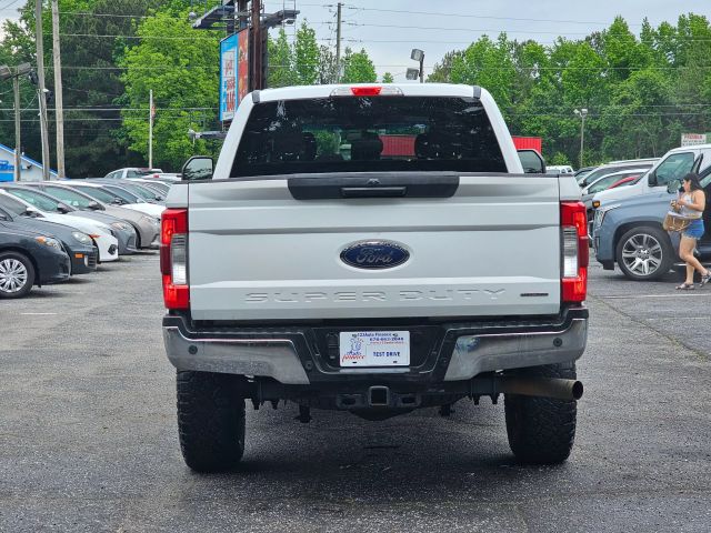 2019 Ford F250 Super Duty Crew Cab - Image 7
