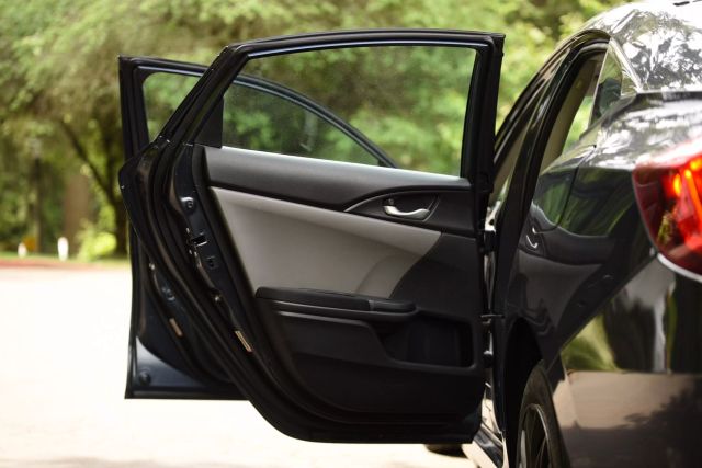 2017 Honda Civic - Image 18