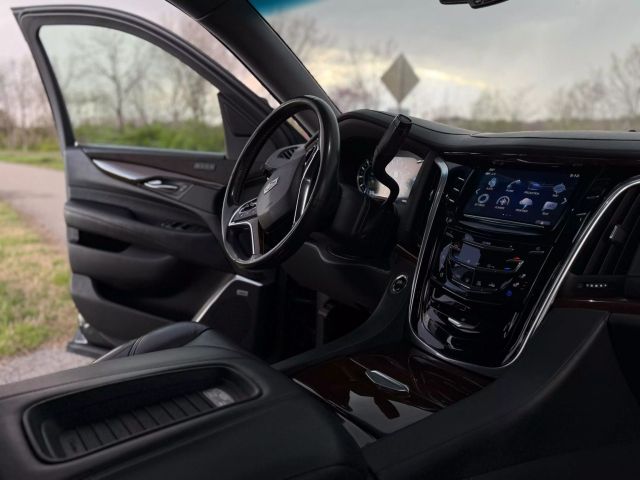 2020 Cadillac Escalade Esv - Image 22