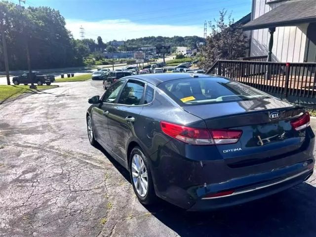 2016 Kia Optima - Image 8