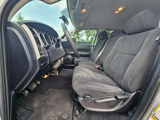 2013 Toyota Tundra Double Cab - Image 14